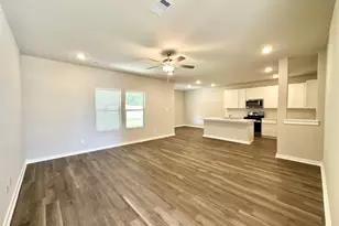 12187 Ridge Top Dr, Conroe, TX 77304 - Photo 6