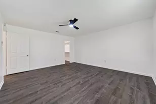13918 Wickersham Ln, Houston, TX 77077 - Photo 16