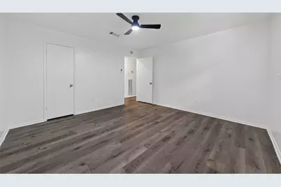 13918 Wickersham Lane, Houston, TX 77077 - Photo 30