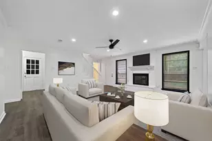 13918 Wickersham Ln, Houston, TX 77077 - Photo 12