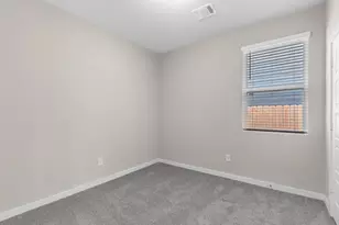 2010 W Darlington Oaks Ct, Conroe, TX 77304 - Photo 16