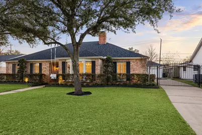 7603 Windswept Lane, Houston, TX 77063 - Photo 2