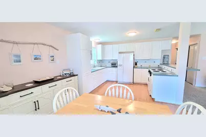 4015 Navarro Drive, Galveston, TX 77554 - Photo 4
