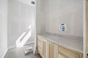 955 W 42nd St, Houston, TX 77018 - Photo 10