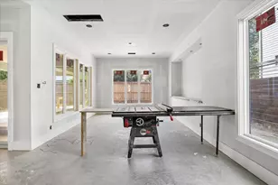 955 W 42nd St, Houston, TX 77018 - Photo 6