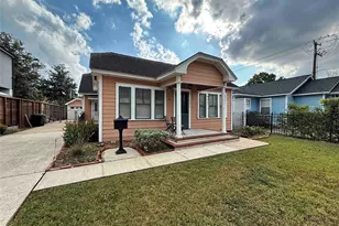604 E 17th St, Houston, TX 77008 - Photo 2