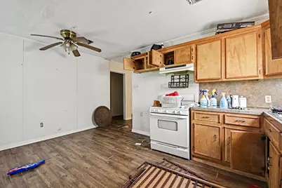 1724 N Avenue S, Freeport, TX 77541 - Photo 14