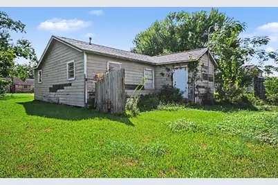 1724 N Avenue S, Freeport, TX 77541 - Photo 24