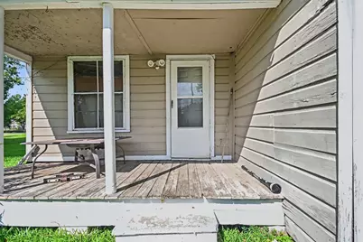 1724 N Avenue S, Freeport, TX 77541 - Photo 4