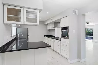 5515 Braesvalley Drive, Houston, TX 77096 - Photo 20