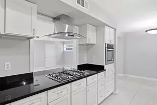 5515 Braesvalley Dr, Houston, TX 77096 - Photo 22
