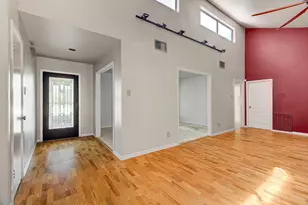 118 Lily St, Lake Jackson, TX 77566 - Photo 4