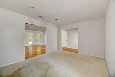 118 Lily Street, Lake Jackson, TX 77566 - Photo 10