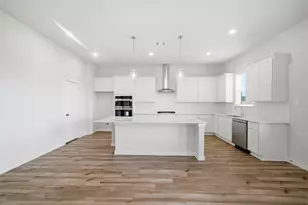 12119 Old Fashion Cir, Mont Belvieu, TX 77535 - Photo 6