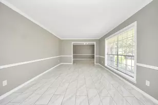 8119 Concho St St, Houston, TX 77036 - Photo 4