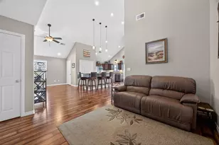 22019 Frio Dr, Galveston, TX 77554 - Photo 8