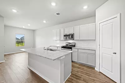 243 Magnolia Laurel Drive, Alvin, TX 77511 - Photo 6