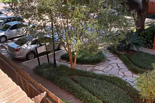 4633 Wild Indigo St, Houston, TX 77027 - Photo 10