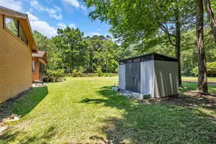 1439 County Rd 318, Cleveland, TX 77327 - Photo 10