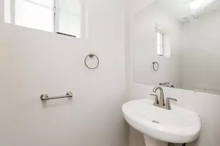 4951 S Cancun Dr, Houston, TX 77045 - Photo 16