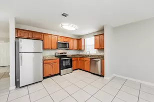 4951 S Cancun Dr, Houston, TX 77045 - Photo 6