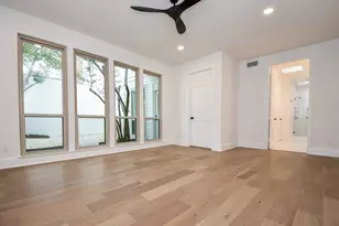 7528 Chevy Chase Dr, Houston, TX 77063 - Photo 20