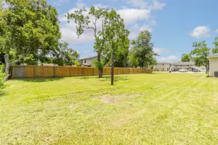 1708 Rosalee St, La Marque, TX 77568 - Photo 2