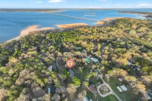 322 Parkside Dr, Zavalla, TX 75980 - Photo 4