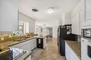 2109 Tison St, Brenham, TX 77833 - Photo 12