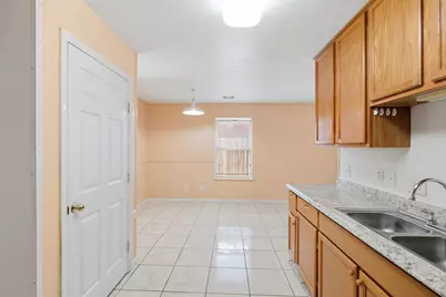 8526 Vista Oaks Manor, Houston, TX 77028 - Photo 20