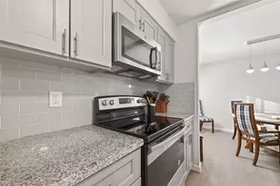 10119 Golden Meadow Dr, Houston, TX 77064 - Photo 2