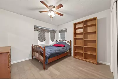 10119 Golden Meadow Drive, Houston, TX 77064 - Photo 20