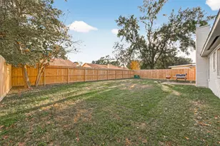 10119 Golden Meadow Dr, Houston, TX 77064 - Photo 32