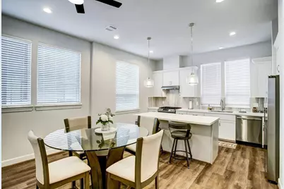 2804 Grand Fountains Drive #C, Houston, TX 77054 - Photo 12