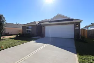 946 Garden Path Dr, Willis, TX 77378 - Photo 2