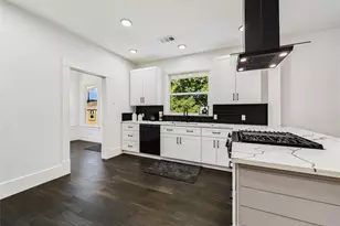 1010 Ross St, La Marque, TX 77568 - Photo 18