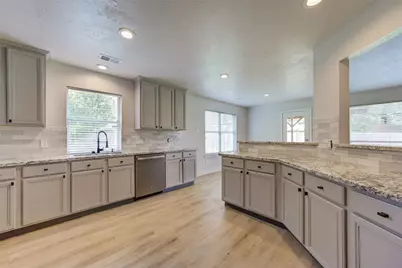 4931 Lake Catherine Court, Richmond, TX 77407 - Photo 22