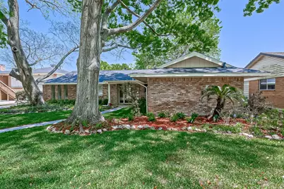 9707 Kit Street, Houston, TX 77096 - Photo 2