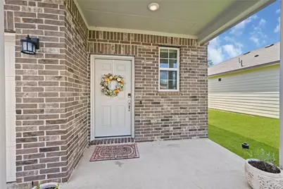 820 Westpointe Drive, Dayton, TX 77535 - Photo 2