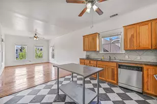 1615 Winnie St, Galveston, TX 77550 - Photo 14