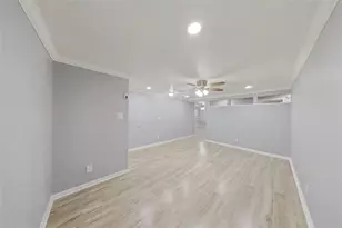 4002 Prudence Dr, Houston, TX 77045 - Photo 4
