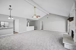 1323 Castle Glen Dr, Houston, TX 77015 - Photo 12