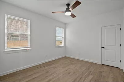12402 Old Fashion Circle, Mont Belvieu, TX 77535 - Photo 28