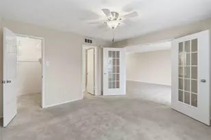 208 Yacht Club Ln, Seabrook, TX 77586 - Photo 16