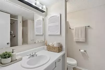 208 Yacht Club Lane #208, Seabrook, TX 77586 - Photo 18
