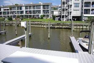 208 Yacht Club Ln, Seabrook, TX 77586 - Photo 28