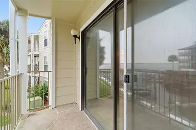 208 Yacht Club Lane #208, Seabrook, TX 77586 - Photo 6