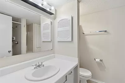 208 Yacht Club Lane #208, Seabrook, TX 77586 - Photo 16