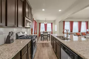 14806 AUTUMN LONG TRL, Humble, TX 77396 - Photo 16