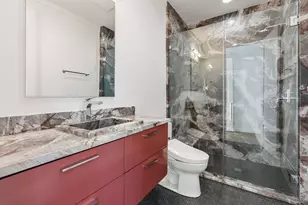 84 Audubon Hollow Ln, Houston, TX 77027 - Photo 46